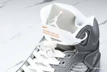 Hyperoad Grey' Jordan Retro 5 'Wolf 0702